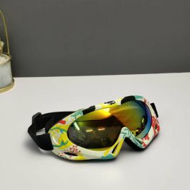 Picture of Oakley Sunglasses _SKUfw56867601fw